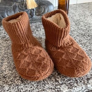 Bombas Brown Knit Slippers